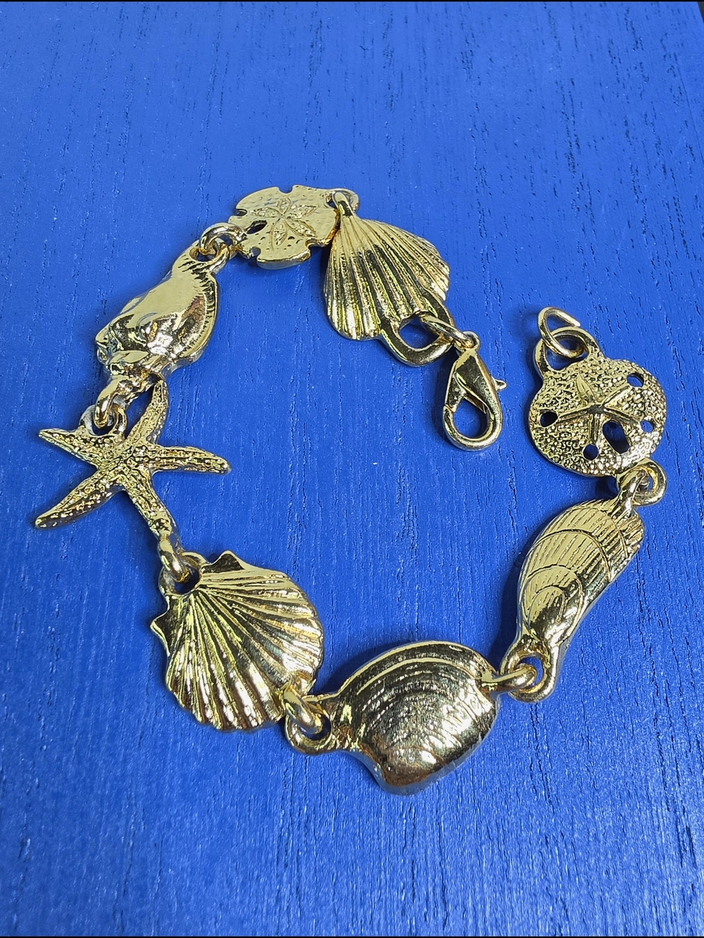 Gold-Tone Seashell Charm Bracelet - Women Jewelry